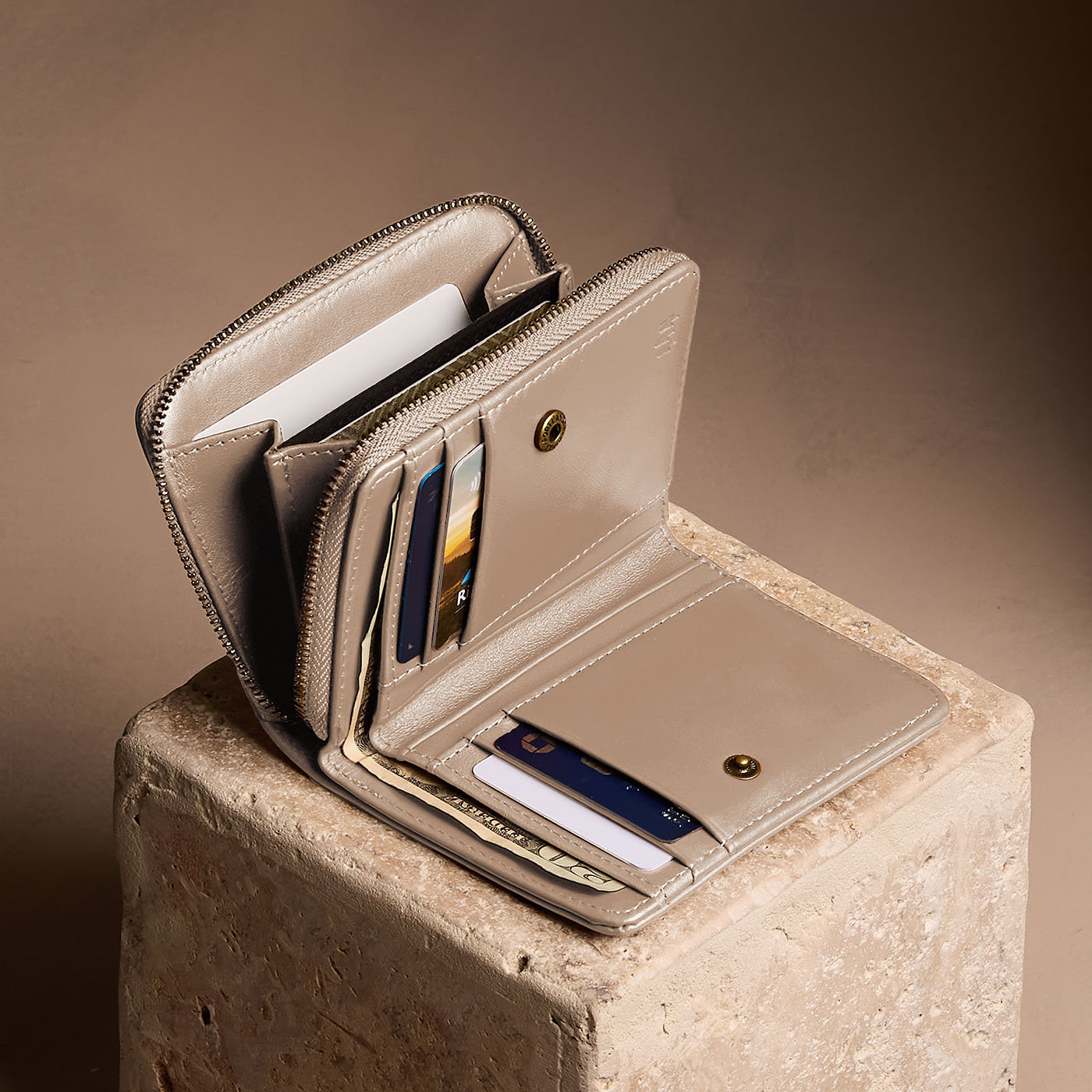 Lexington Wallet - Image 10