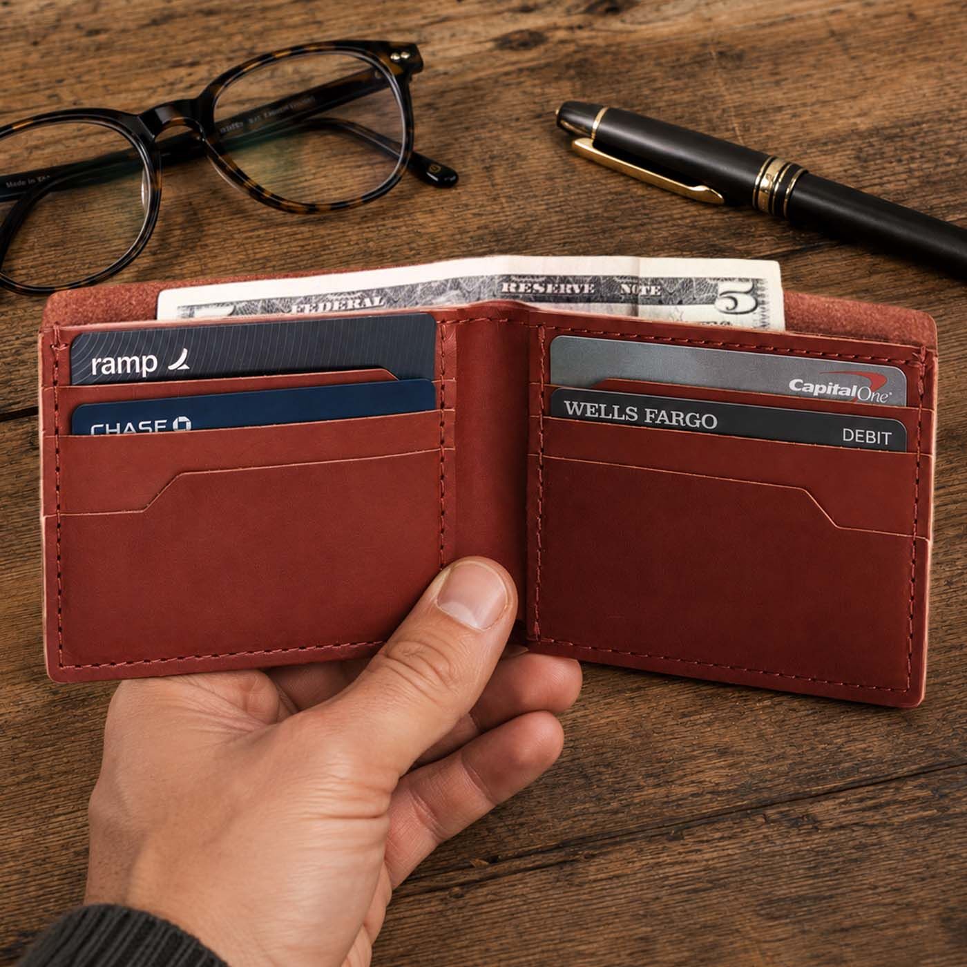 Lucca Bifold Wallet - Image 23