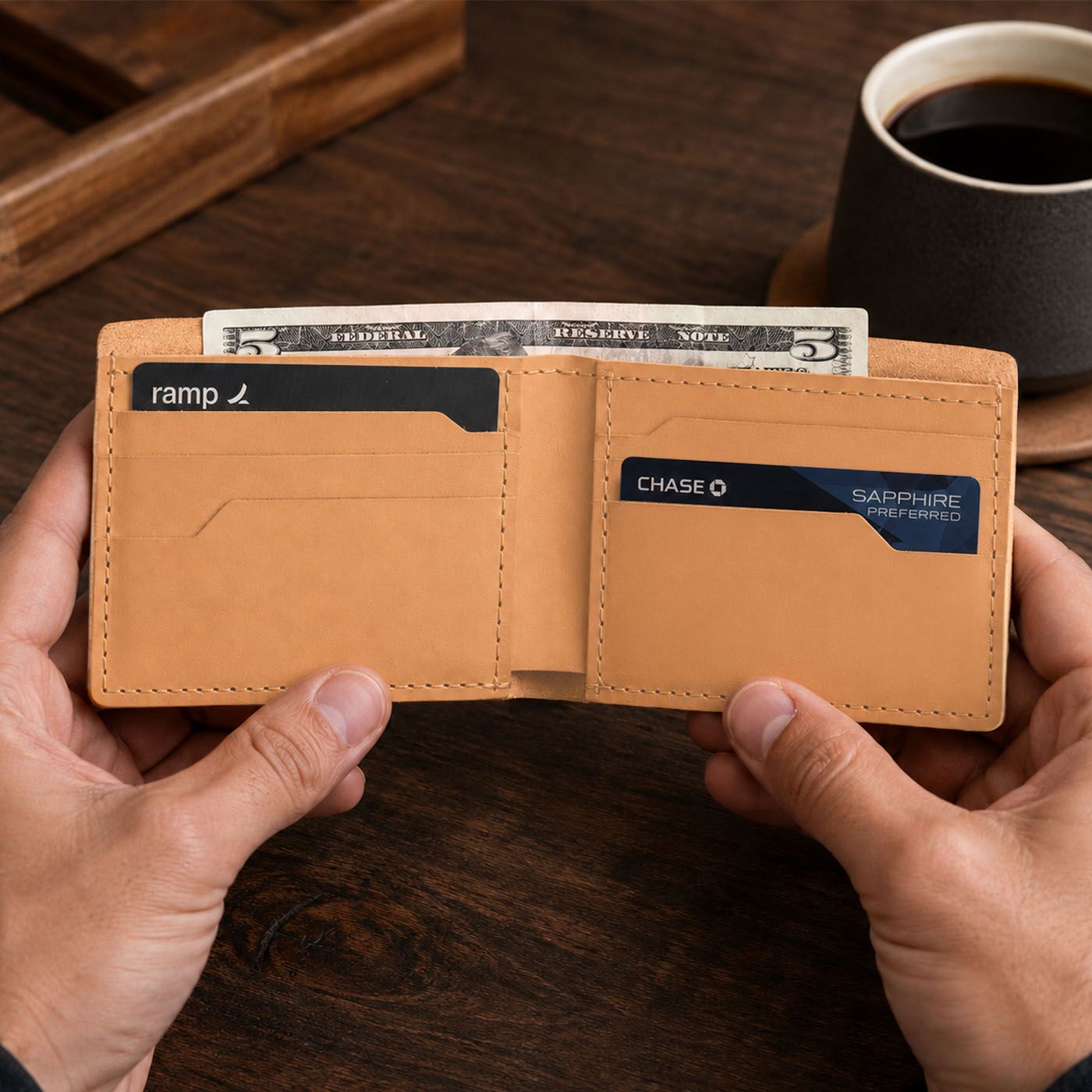Lucca Bifold Wallet - Image 18
