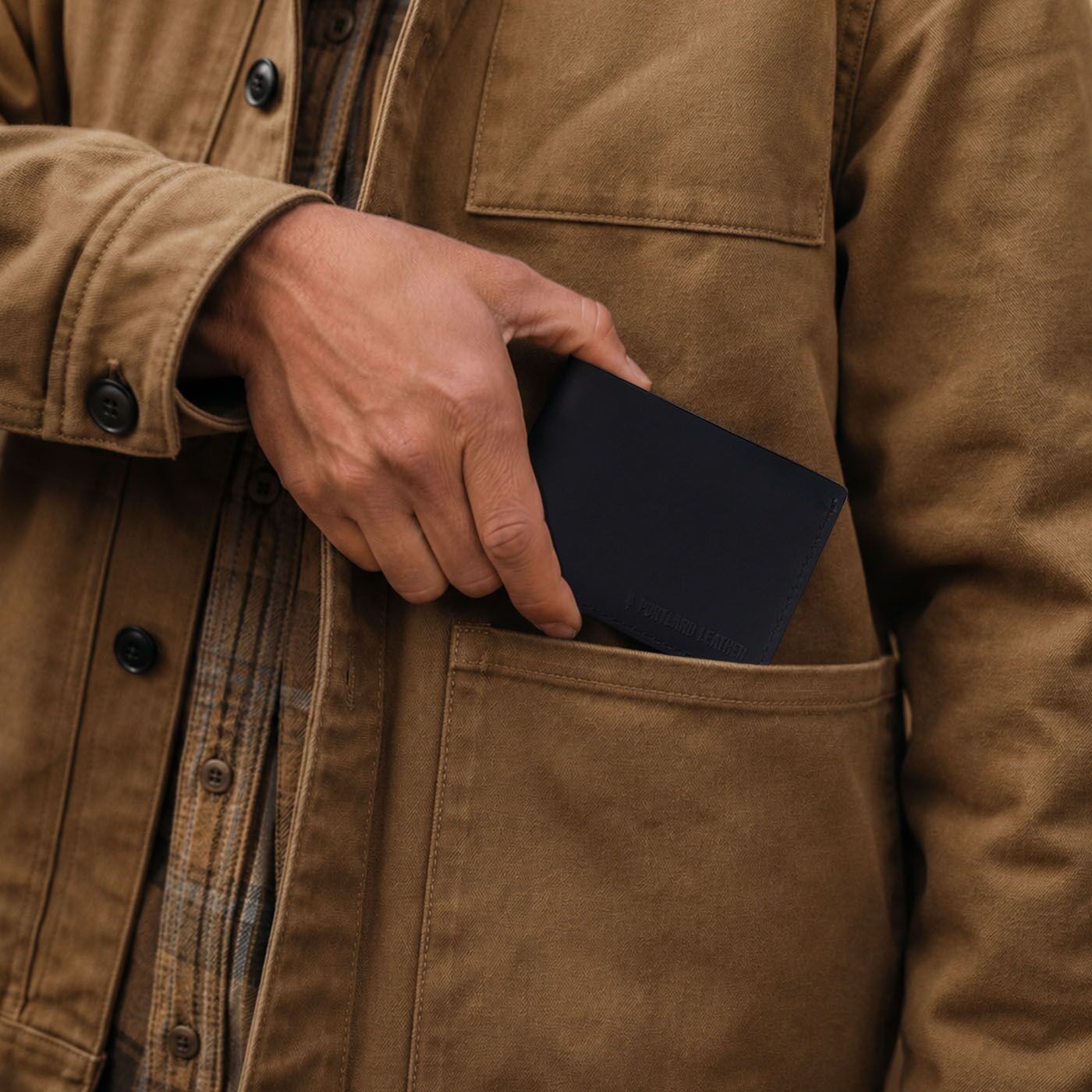 Lucca Bifold Wallet - Image 5