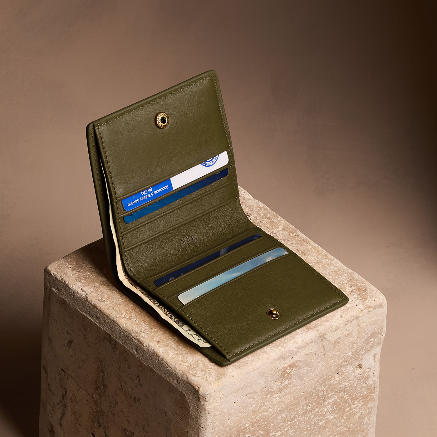 Luxe Slim Wallet - Image 9